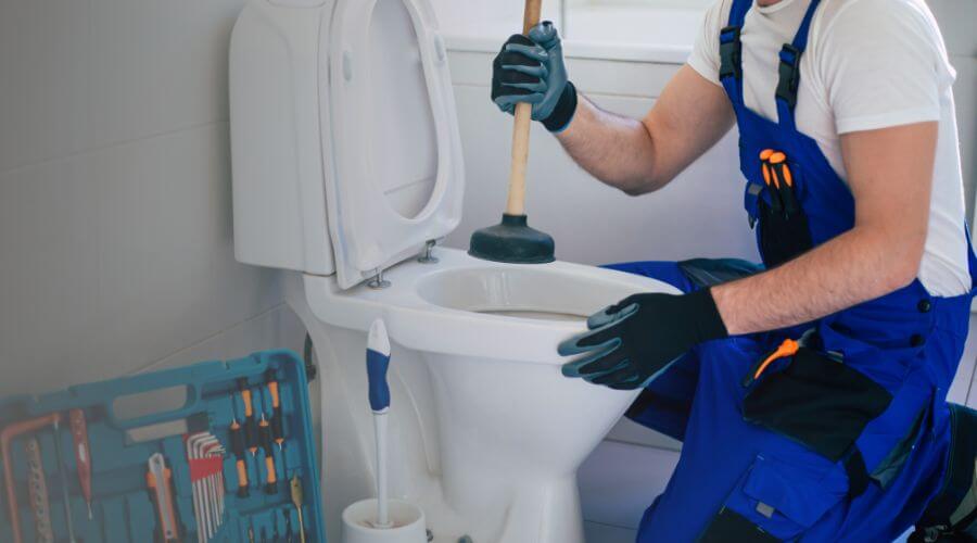 Professional emergency plumbing in Bristol, FL